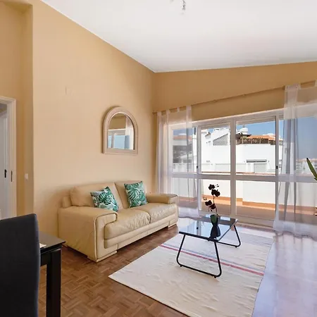 Wonderful Bay Apartment *