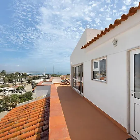 Wonderful Bay * Lagos